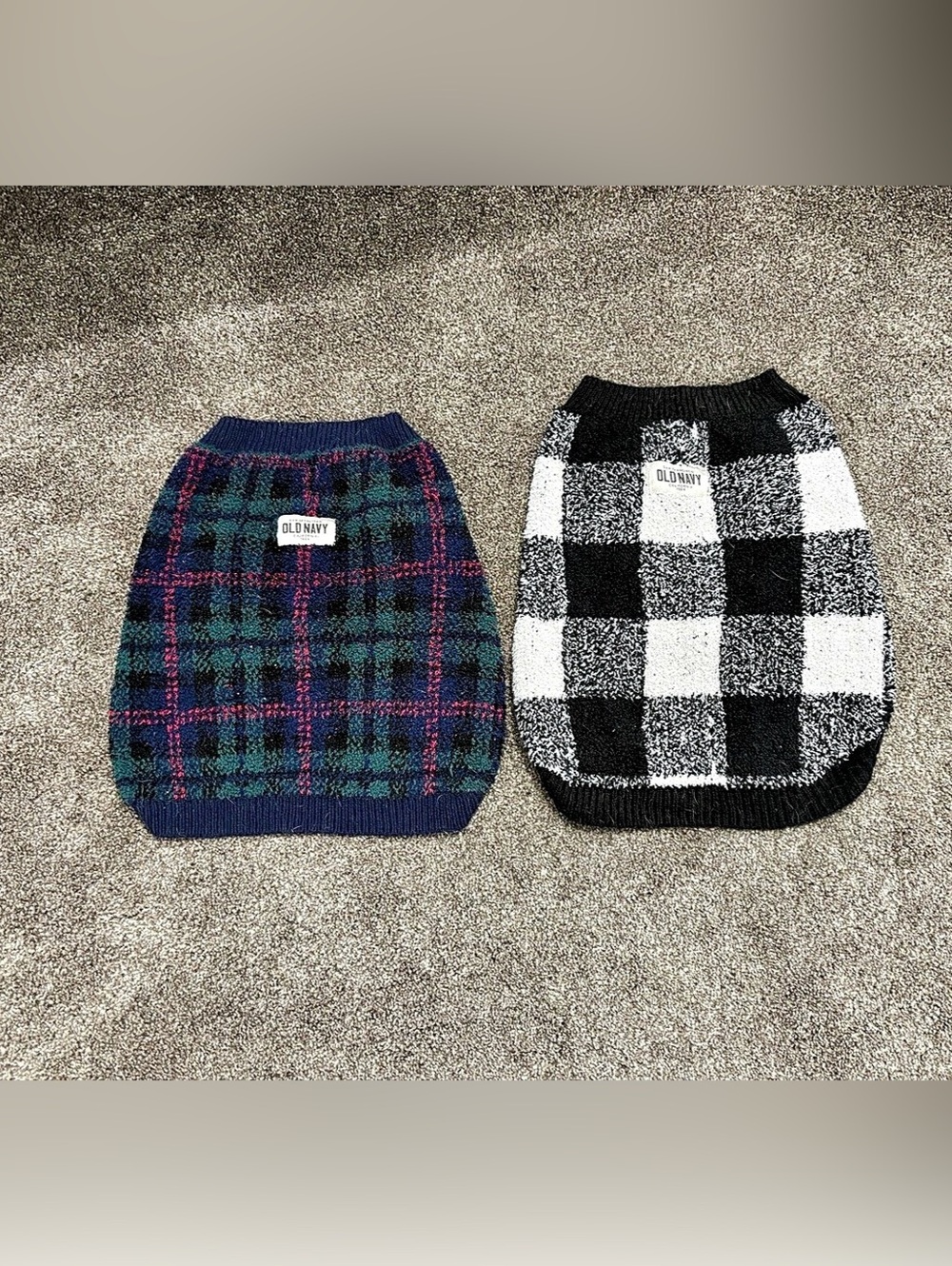 Old Navy Cozy Printed Sweater for Pets Dog Sweater Set (2) Blue & Black Medium